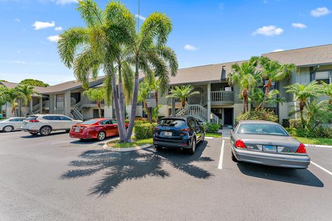 Condominium in Hobe Sound FL 6255 Charleston Place Pl 5.jpg