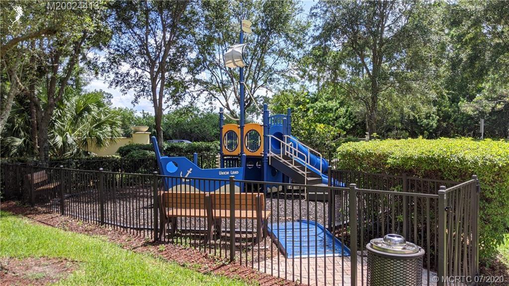 RIVER MARINA - Residential