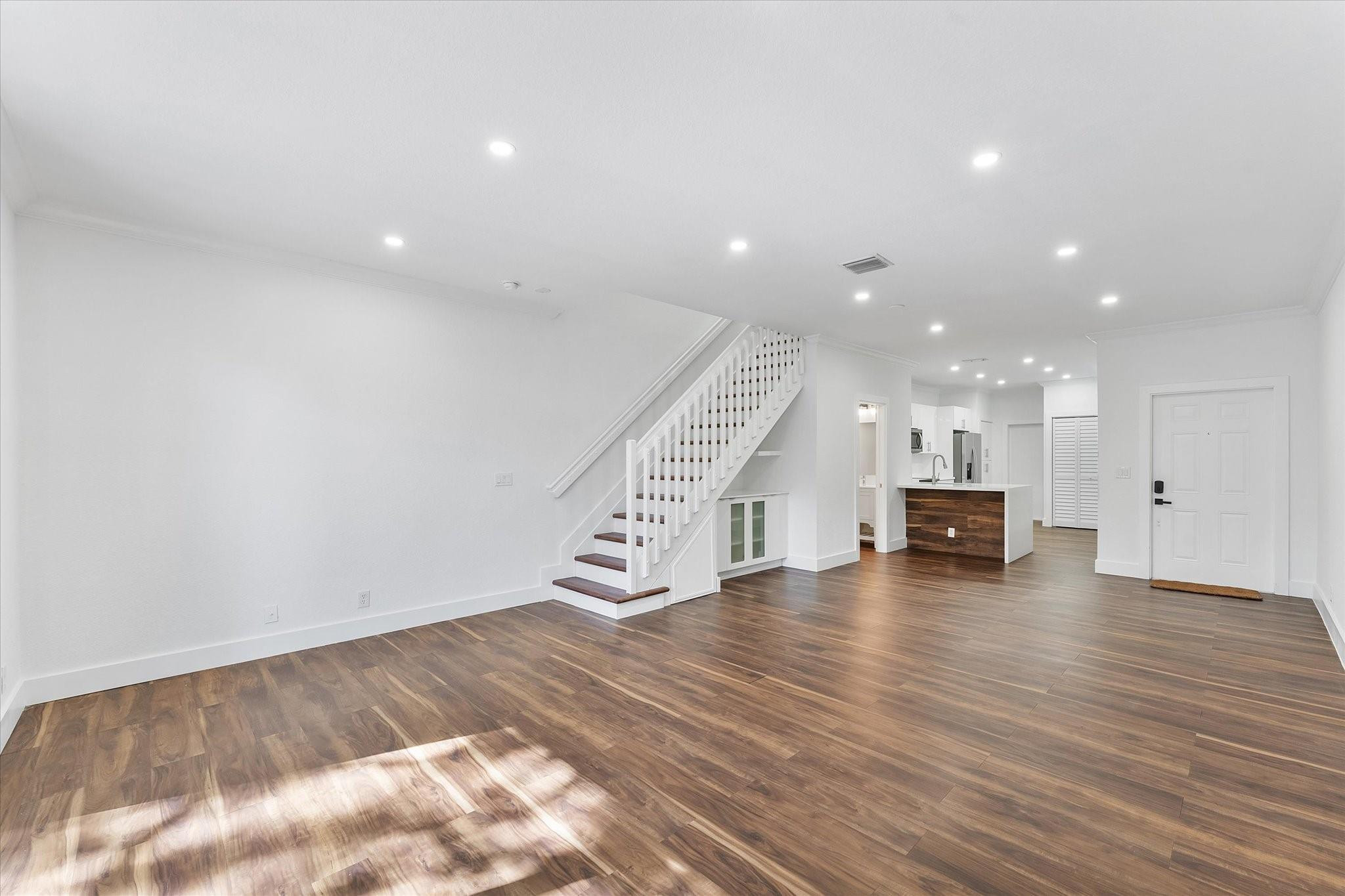 Sector 2 Boundary 165-36 - Residential Lease