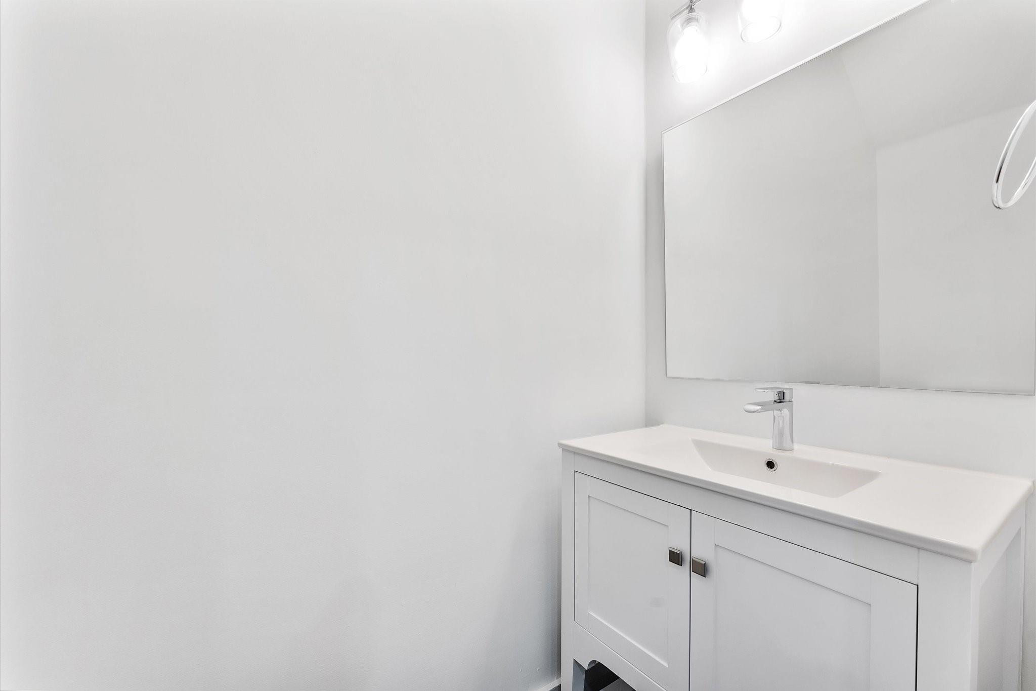 Sector 2 Boundary 165-36 - Residential Lease