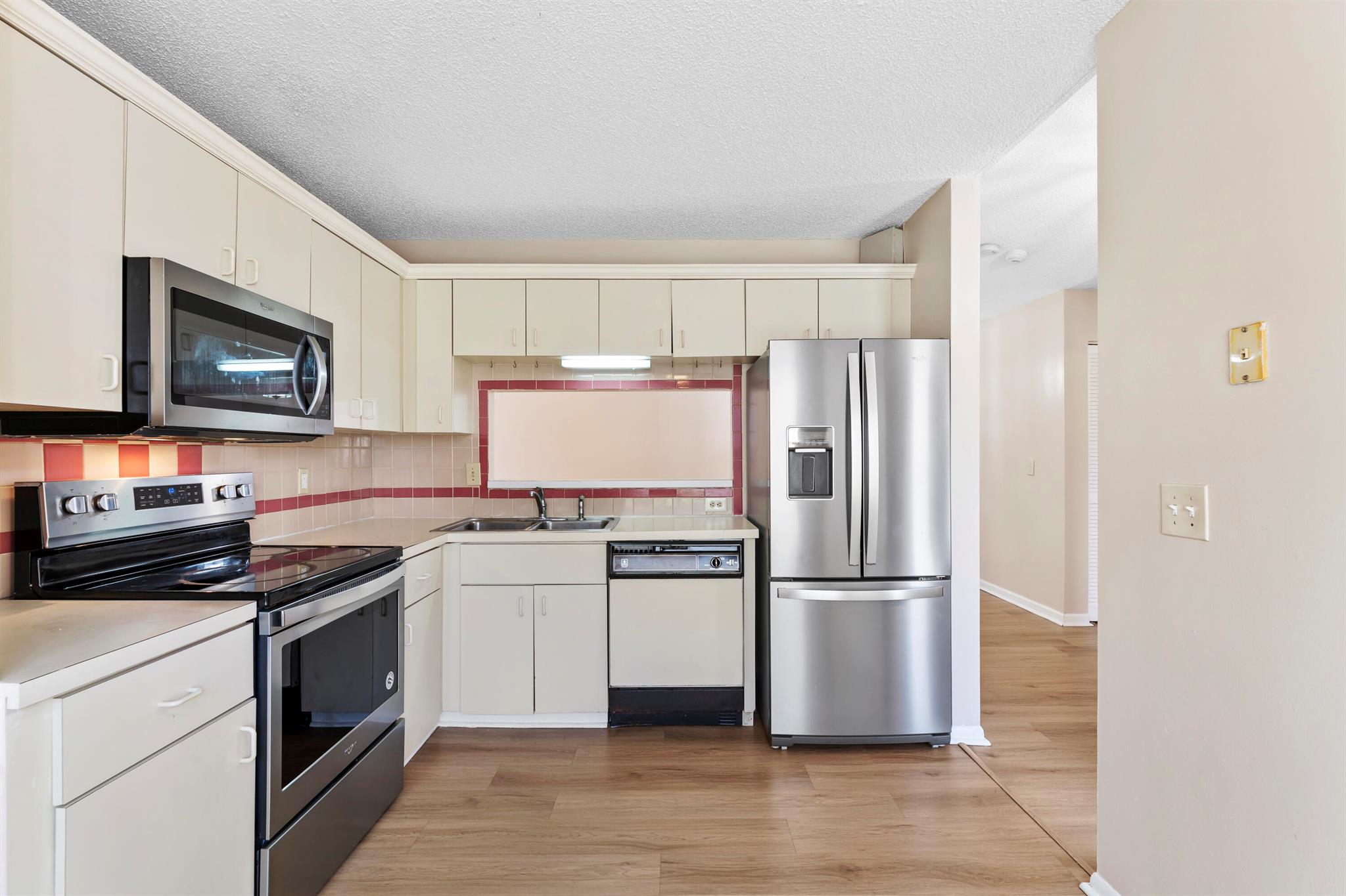 4560 Grand Cypress Road 50