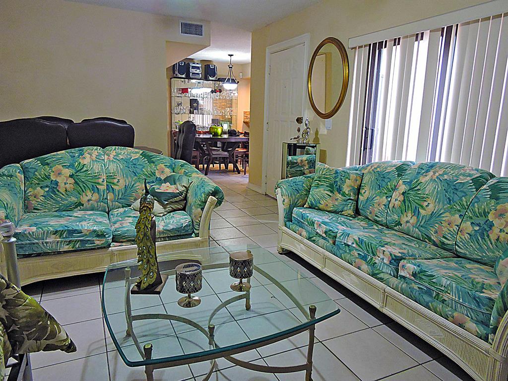 SOMERSET - Residential