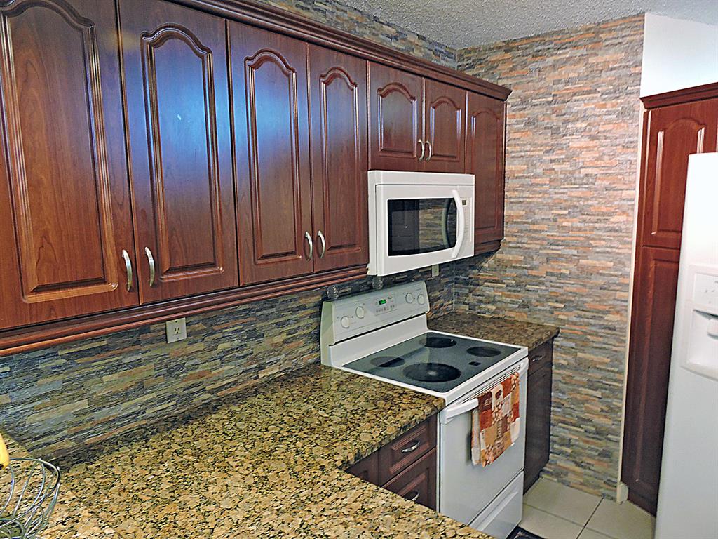 SOMERSET - Residential