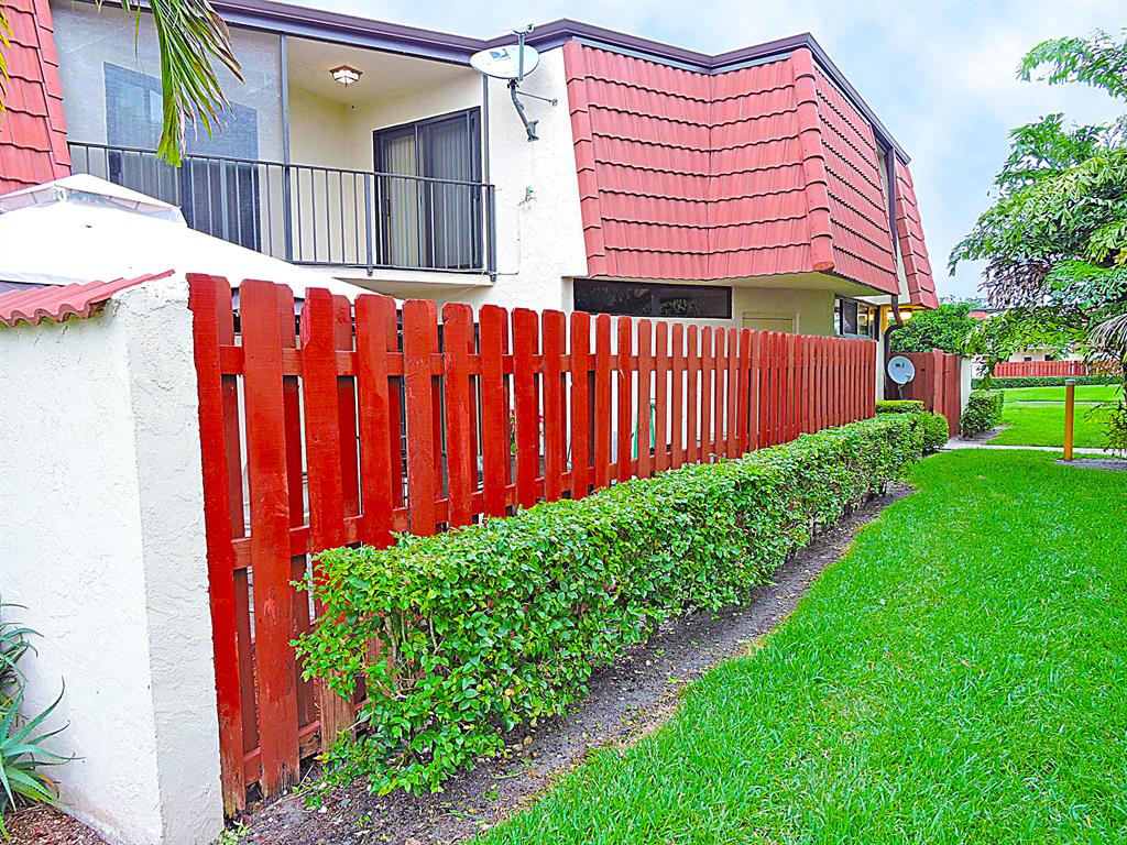 SOMERSET - Residential