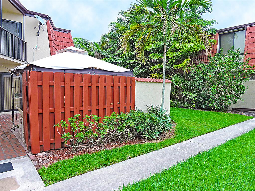 SOMERSET - Residential