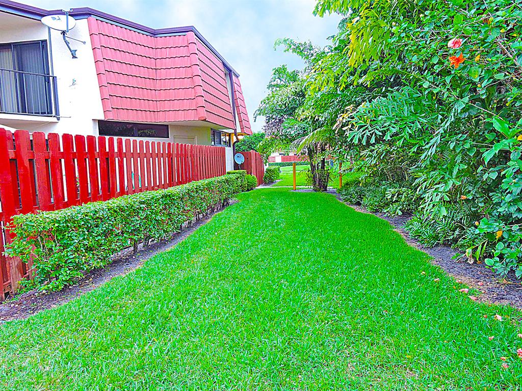 SOMERSET - Residential