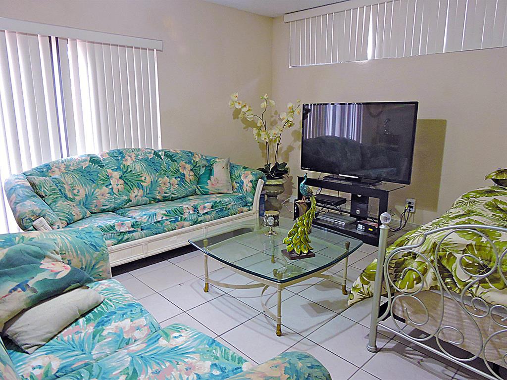 SOMERSET - Residential