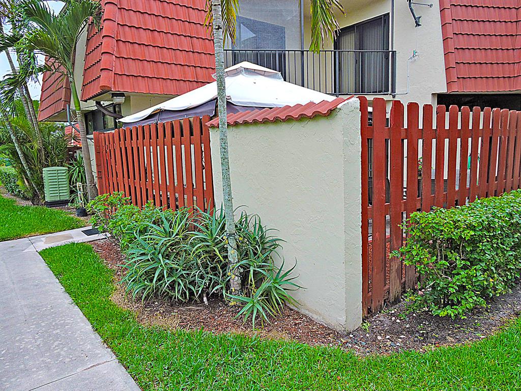 SOMERSET - Residential