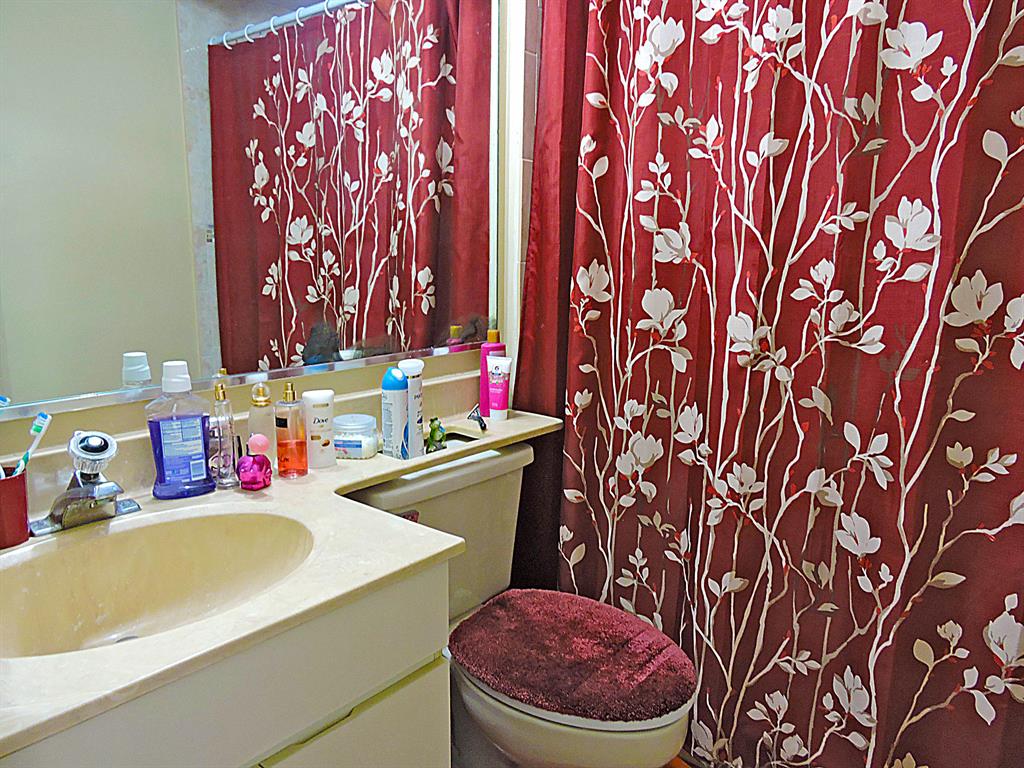 SOMERSET - Residential