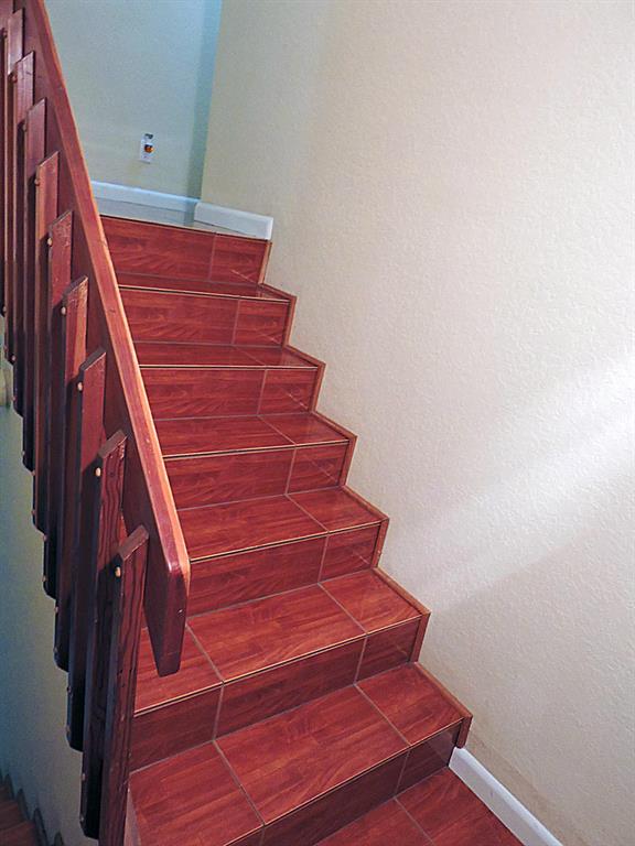 SOMERSET - Residential