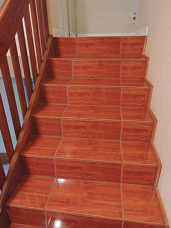 SOMERSET - Residential