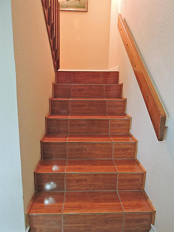 SOMERSET - Residential