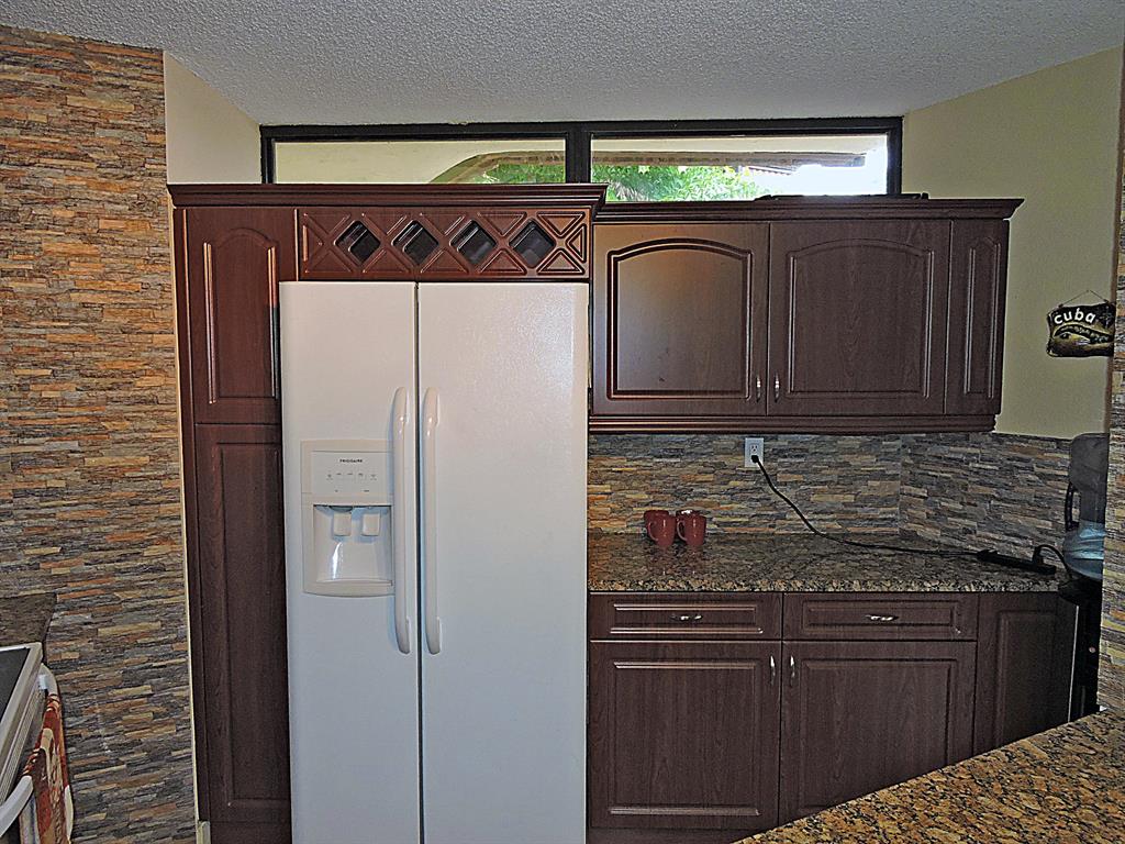 SOMERSET - Residential