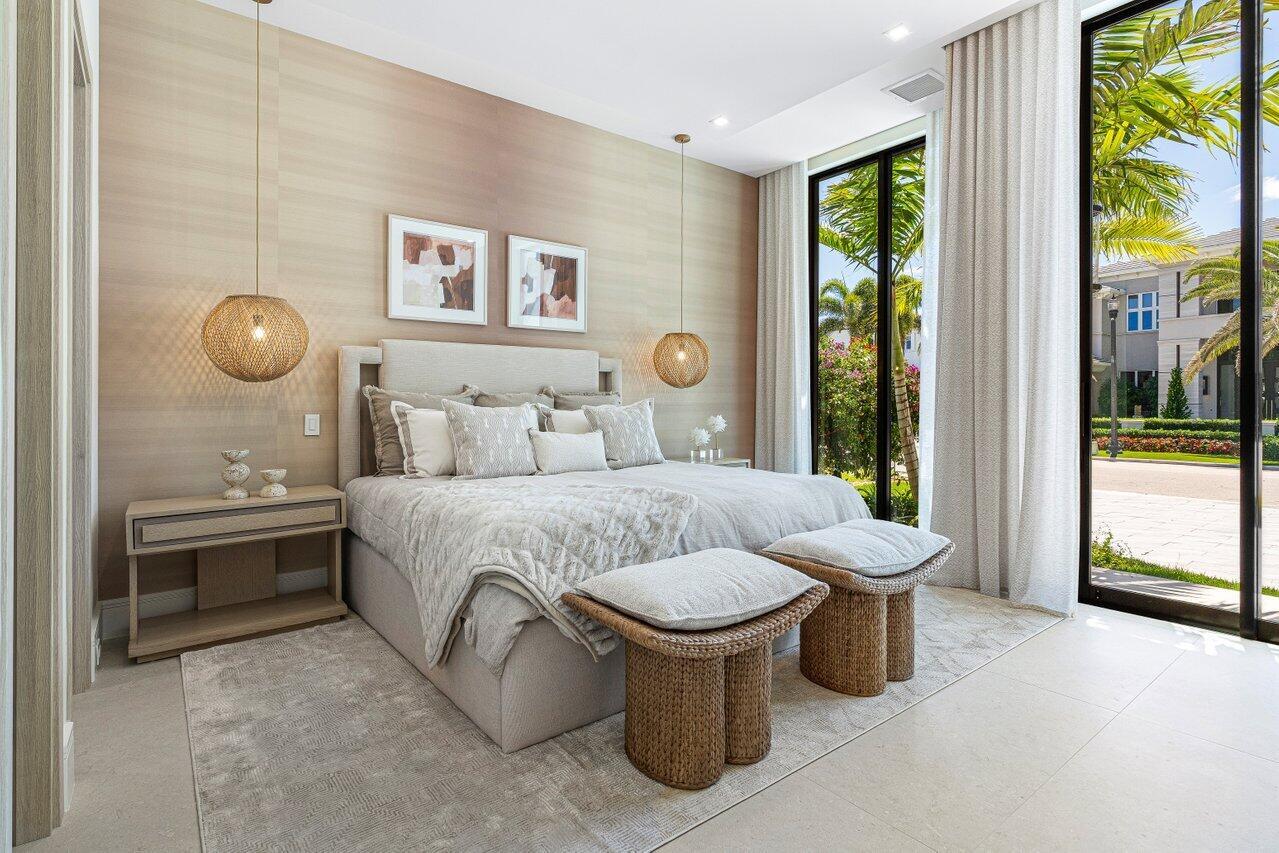 ROYAL PALM YACHT & COUNTR - Residential