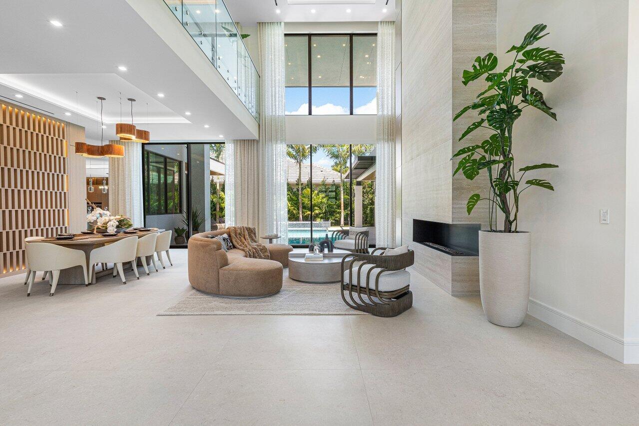 ROYAL PALM YACHT & COUNTR - Residential