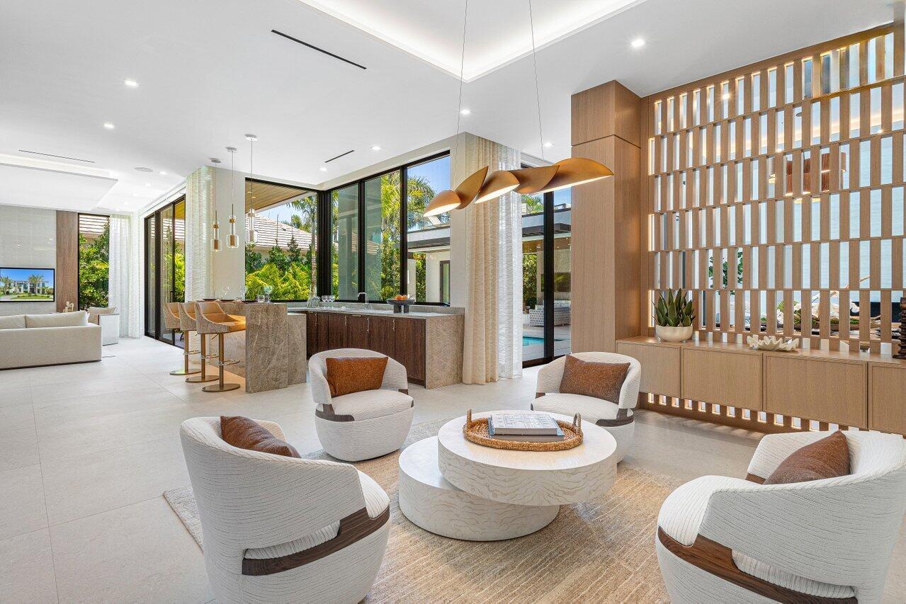 ROYAL PALM YACHT & COUNTR - Residential