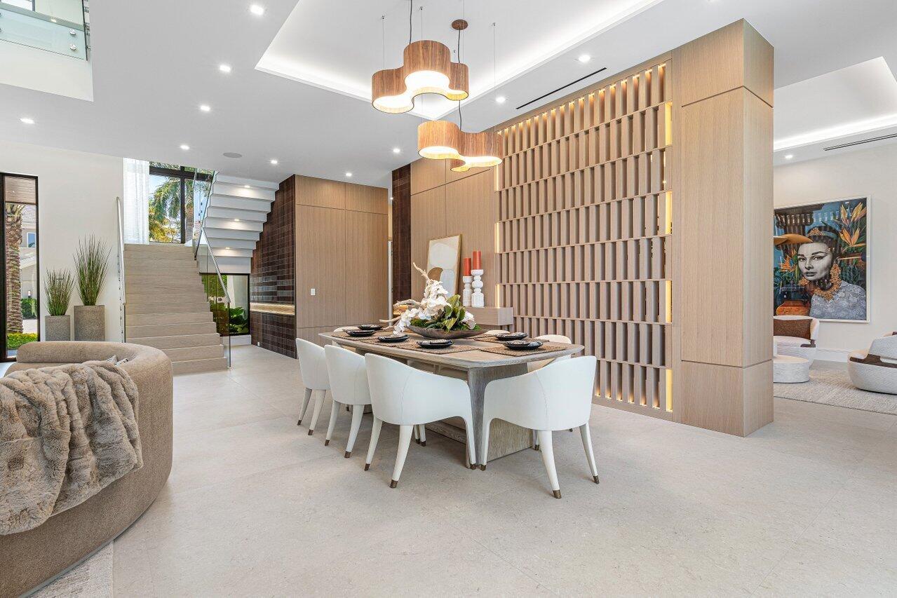 ROYAL PALM YACHT & COUNTR - Residential