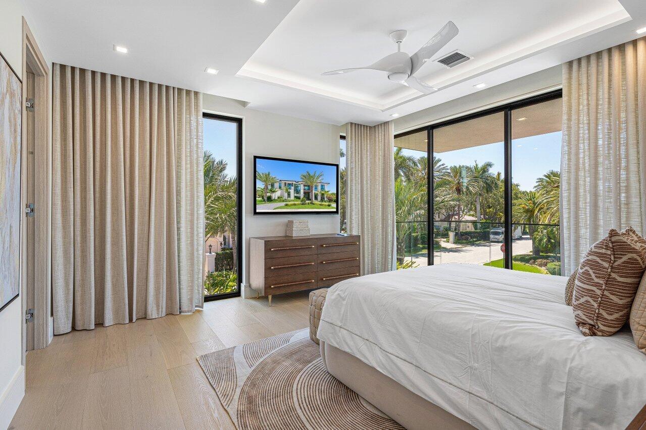 ROYAL PALM YACHT & COUNTR - Residential