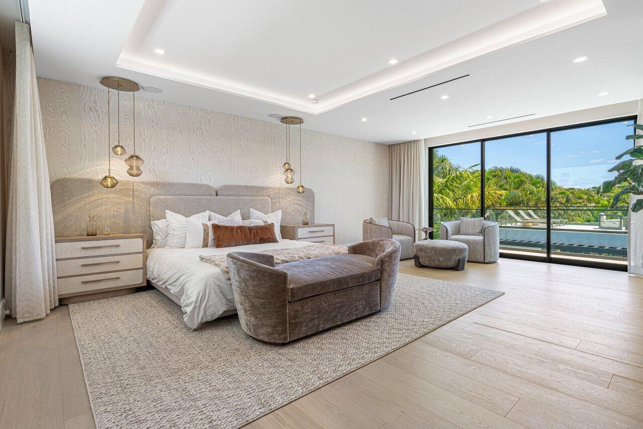 ROYAL PALM YACHT & COUNTR - Residential