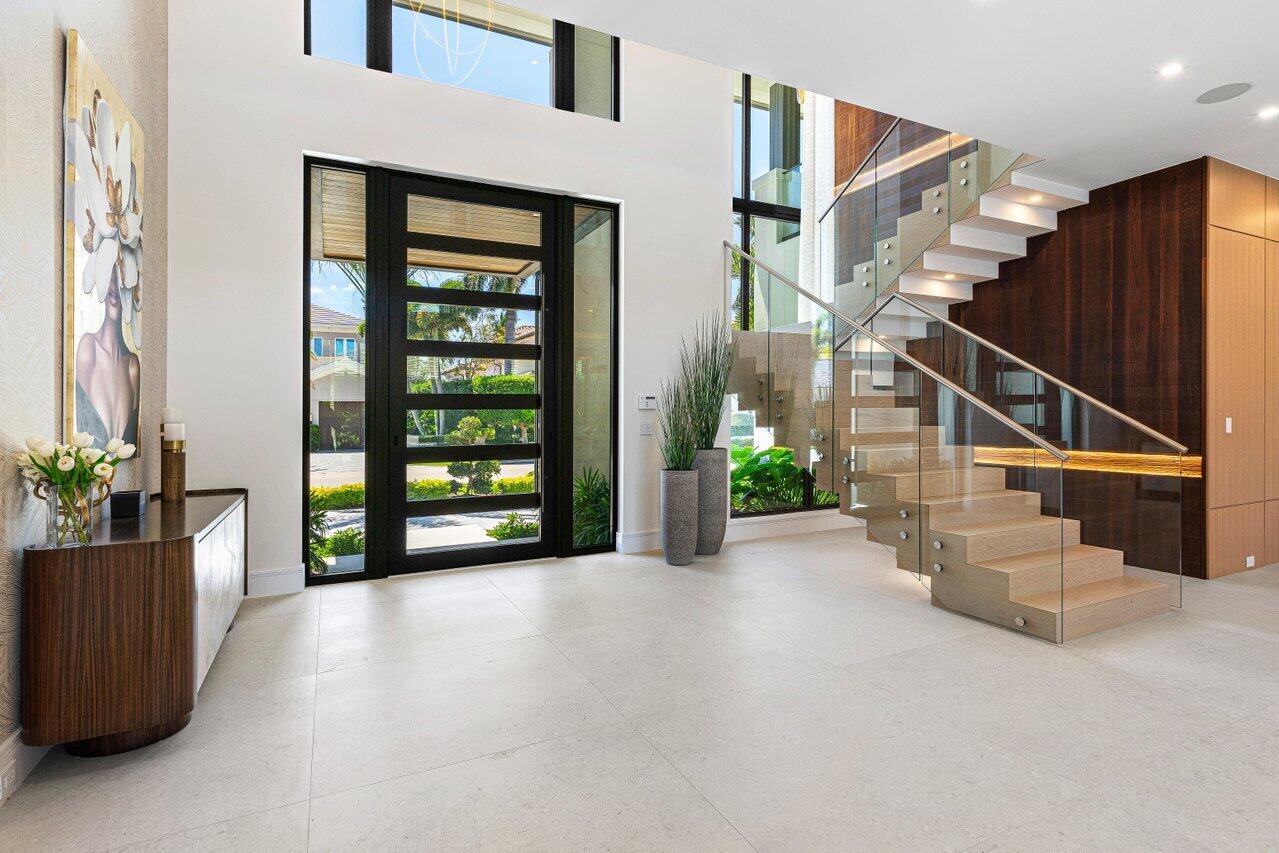 ROYAL PALM YACHT & COUNTR - Residential