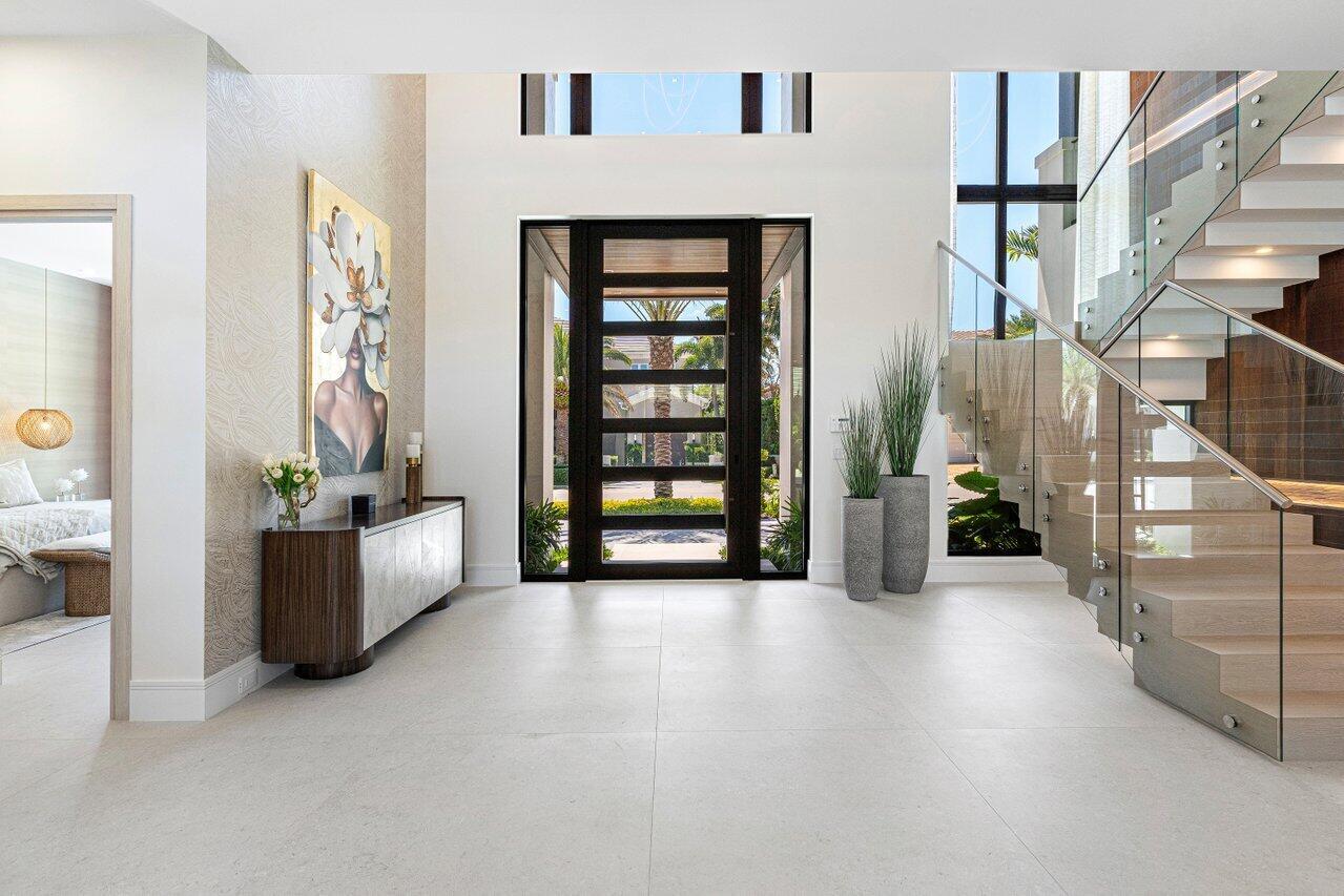 ROYAL PALM YACHT & COUNTR - Residential