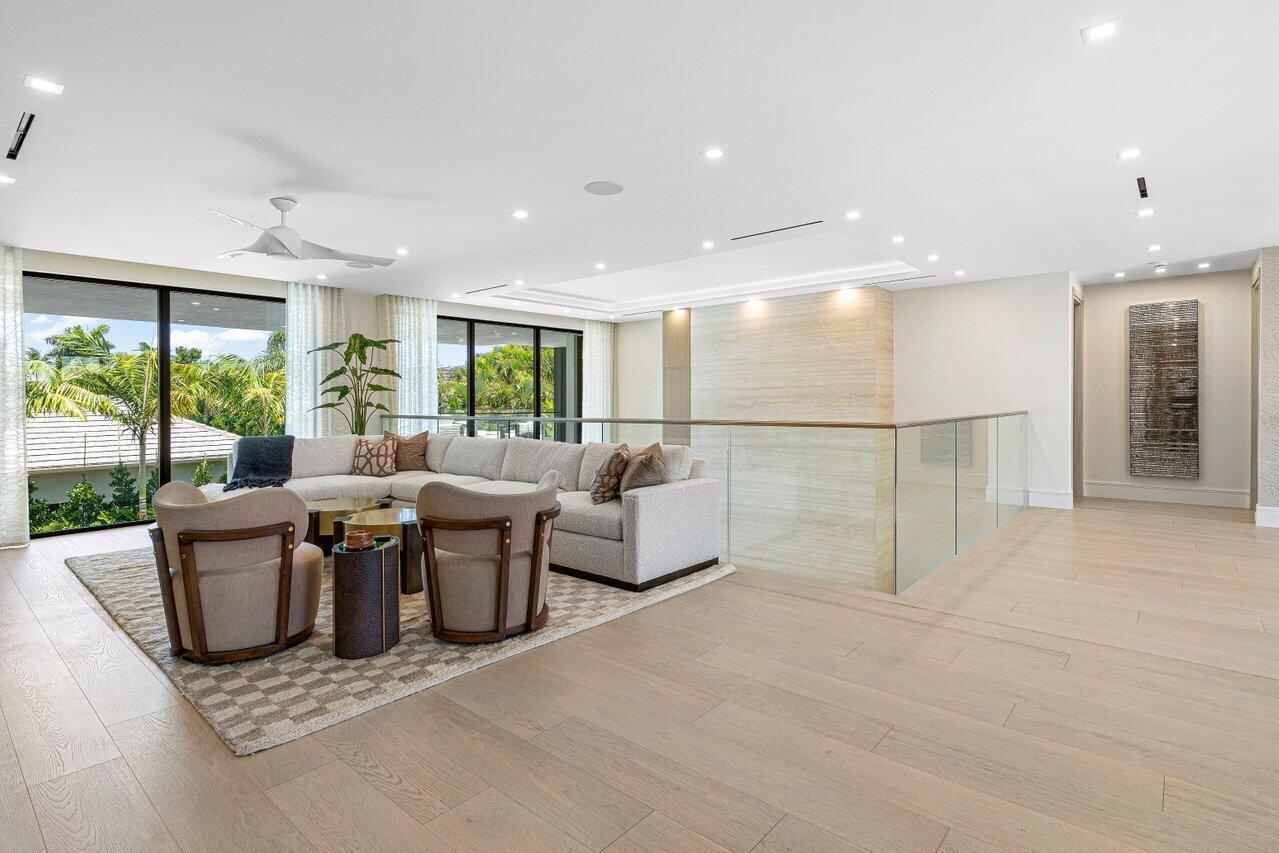 ROYAL PALM YACHT & COUNTR - Residential