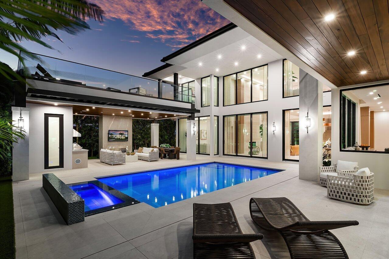 ROYAL PALM YACHT & COUNTR - Residential