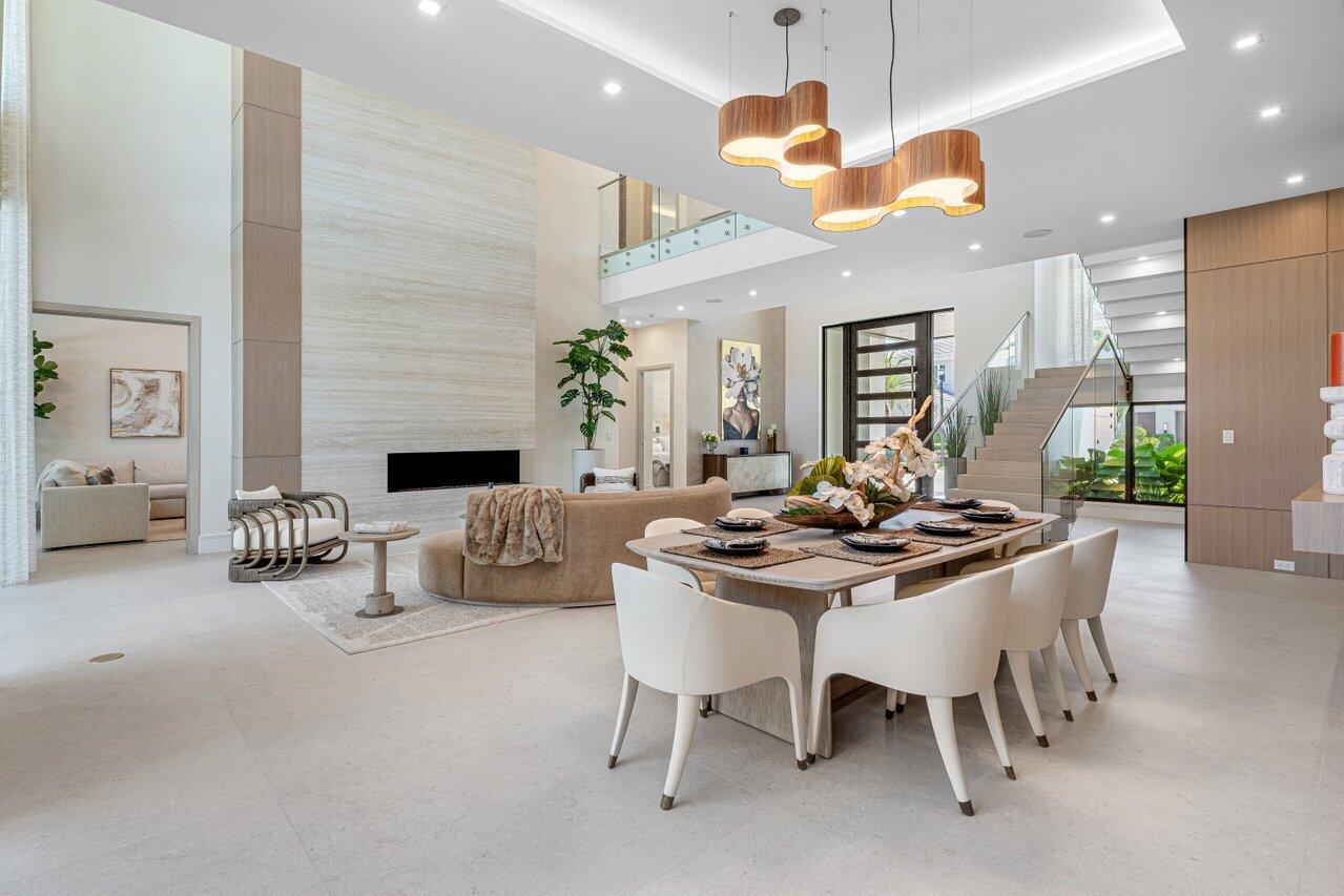 ROYAL PALM YACHT & COUNTR - Residential