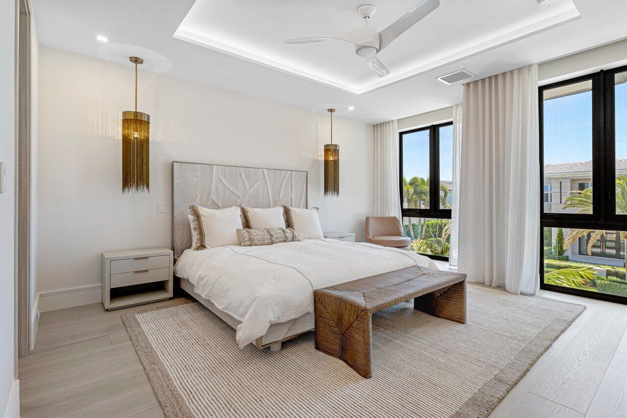 ROYAL PALM YACHT & COUNTR - Residential