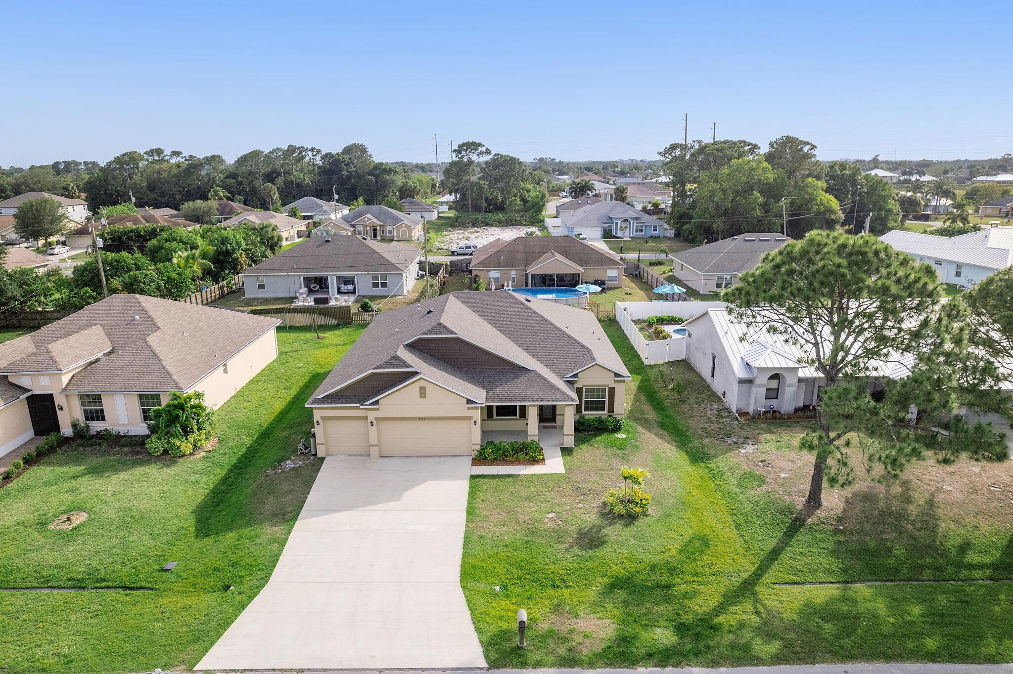 2132 SW Vista Road