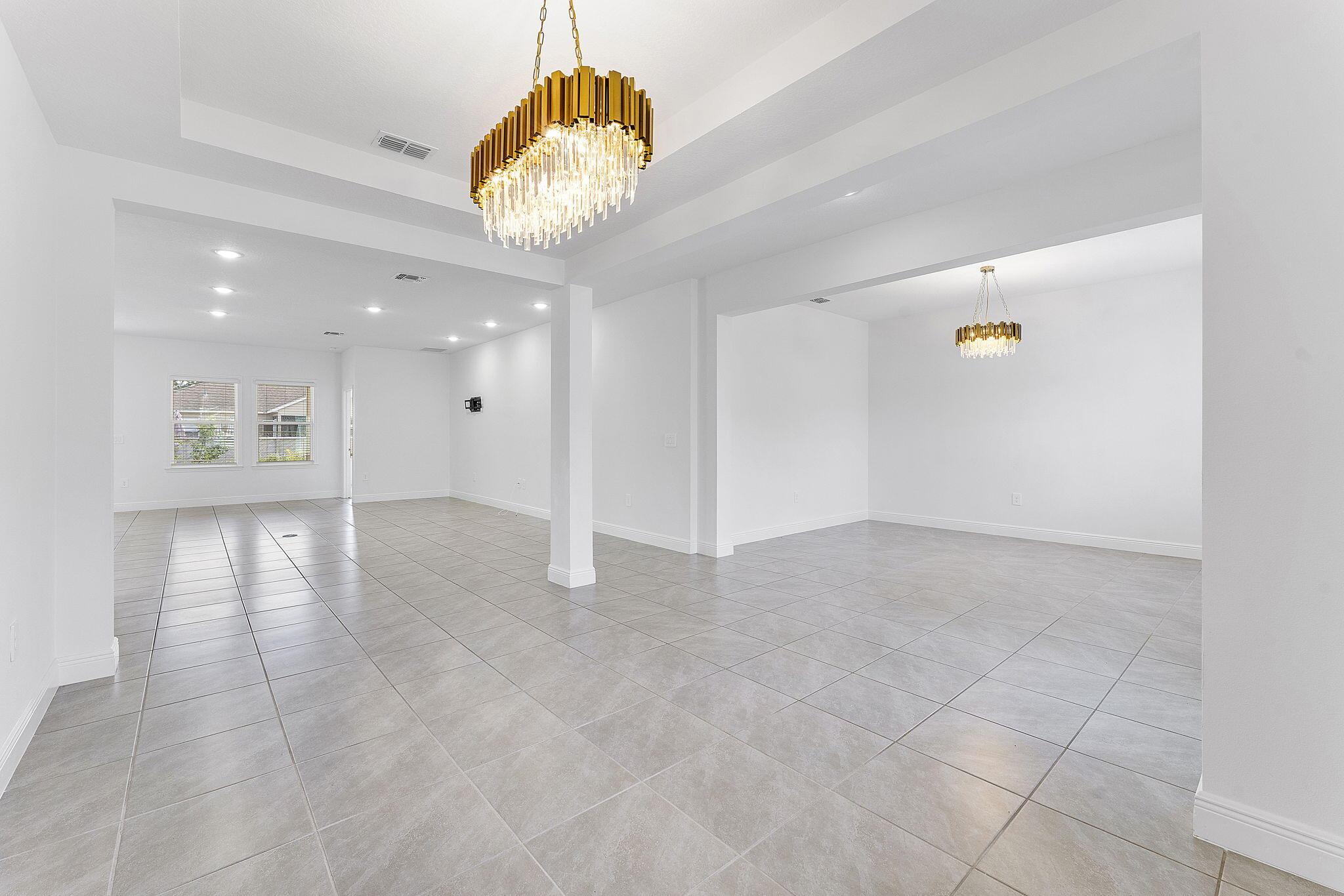 2132 SW Vista Road