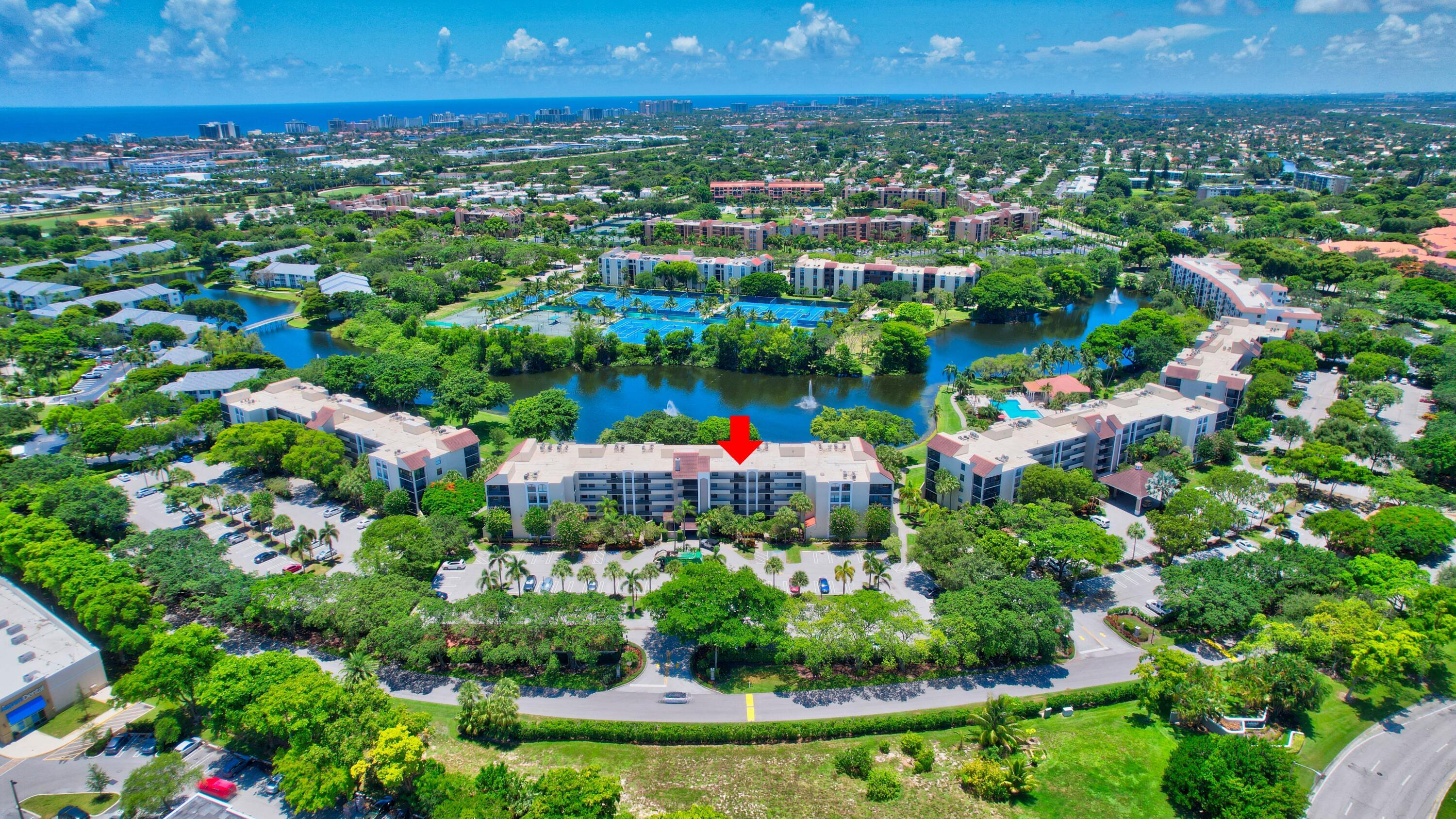 LAKESIDE CONDO - Residential Lease