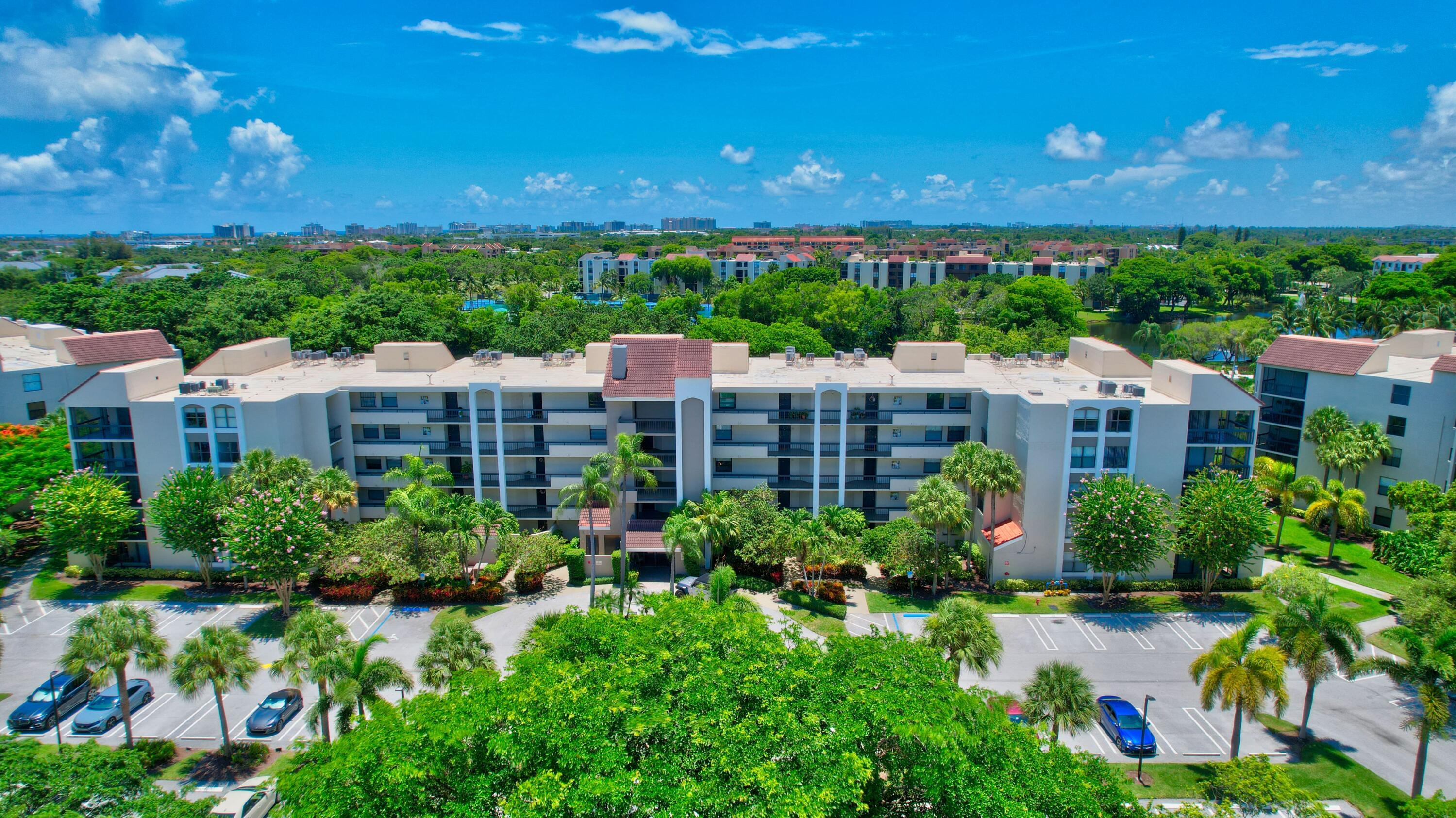 LAKESIDE CONDO - Residential Lease