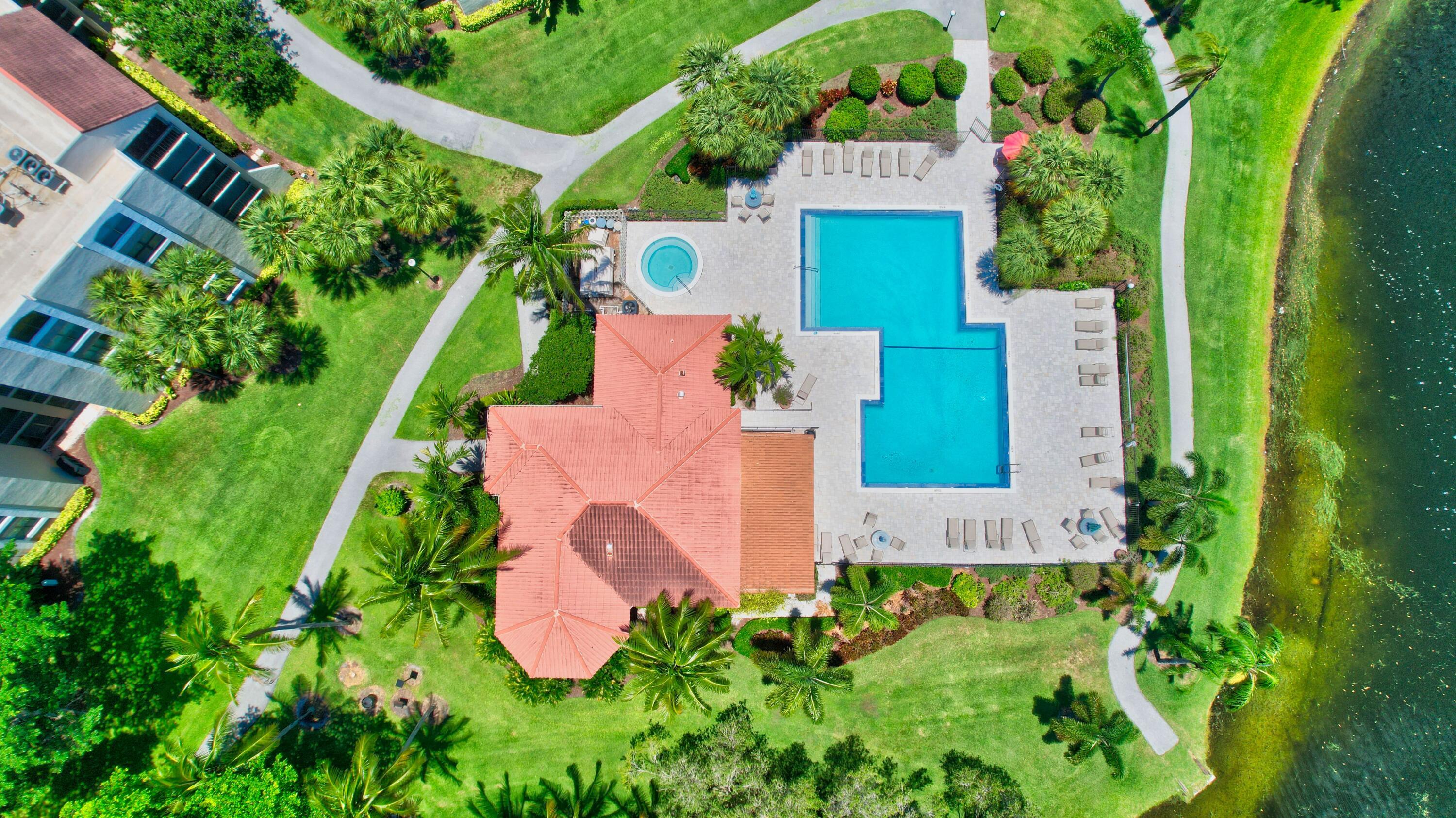 LAKESIDE CONDO - Residential Lease