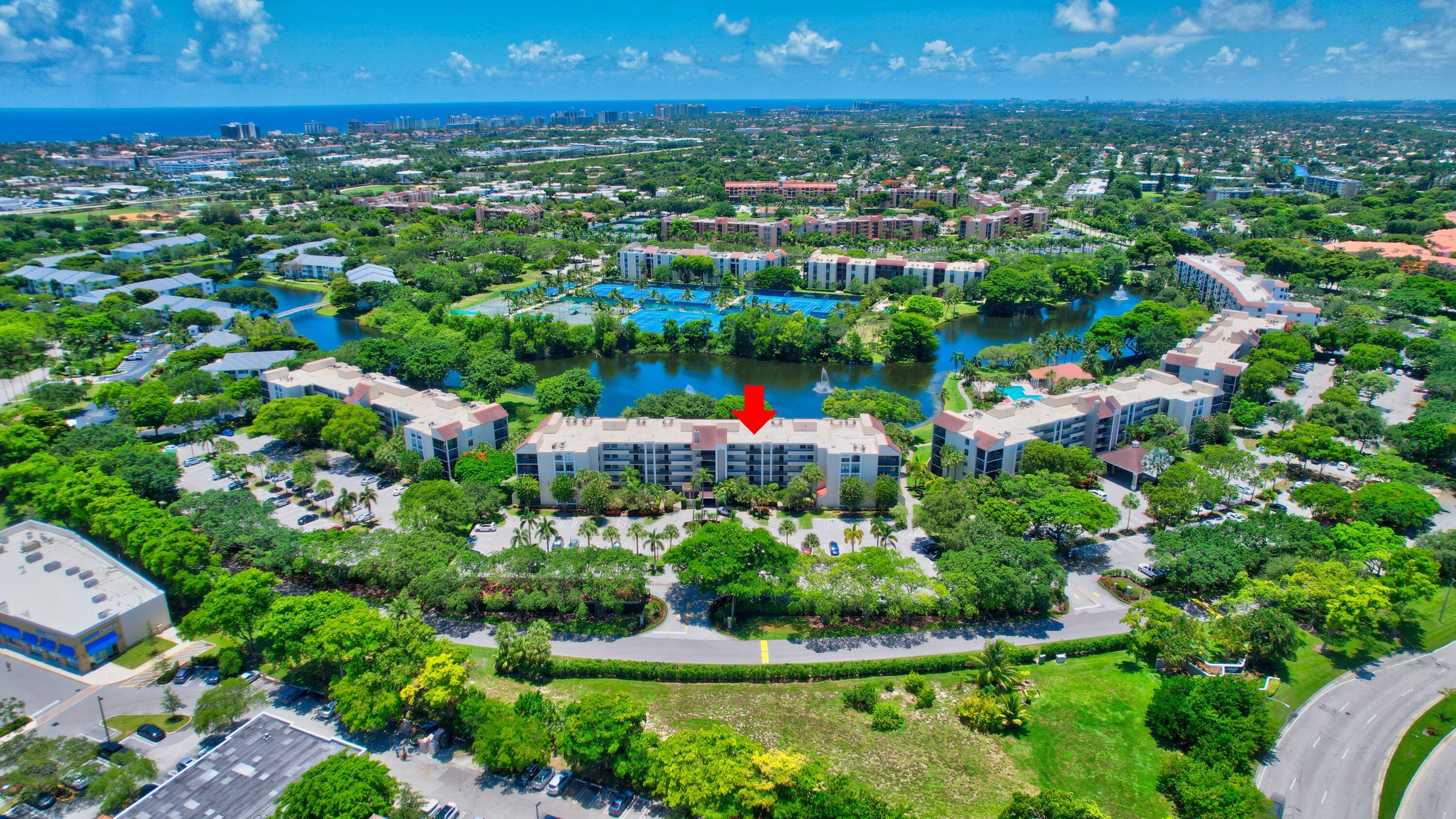 LAKESIDE CONDO - Residential Lease