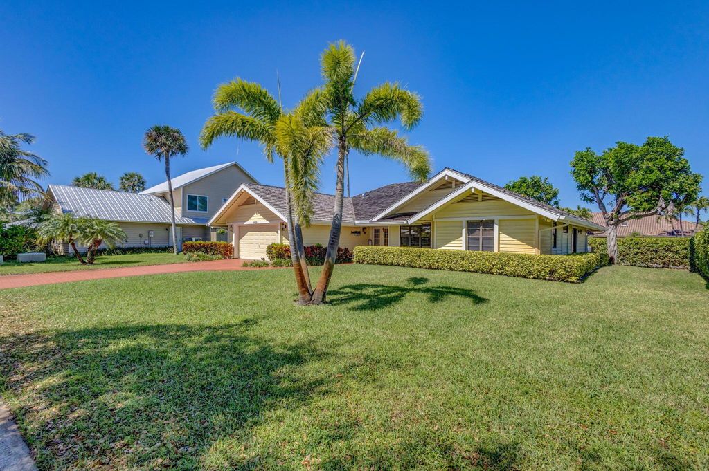Photo of 10420 SE Jupiter Narrows Drive, Hobe Sound, FL 33455 (MLS # R11090316)
