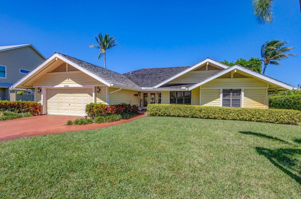 Photo of 10420 SE Jupiter Narrows Drive, Hobe Sound, FL 33455 (MLS # R11090316)