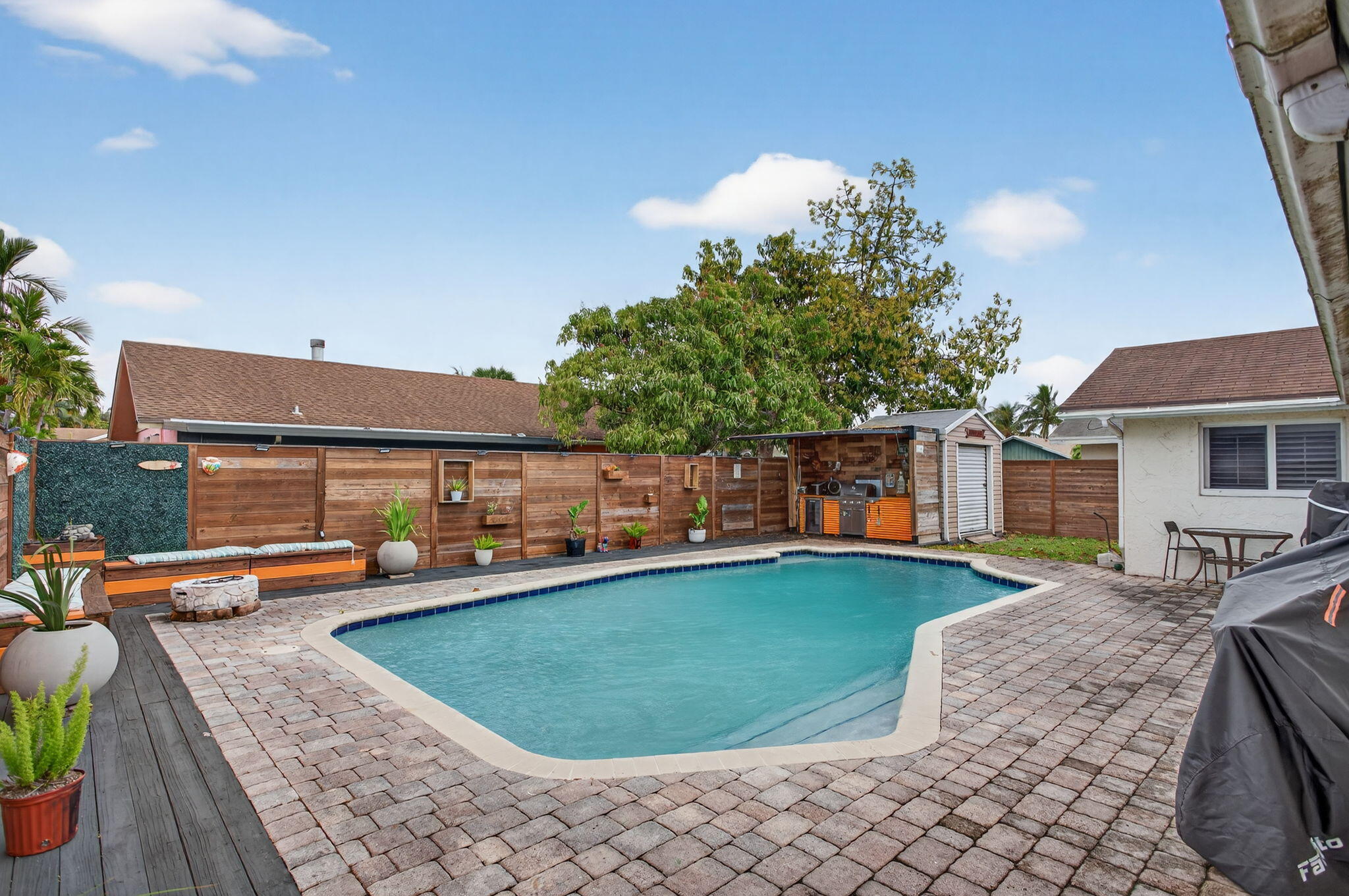 LAUDERDALE NORTH PARK SECTION 6 - Residential