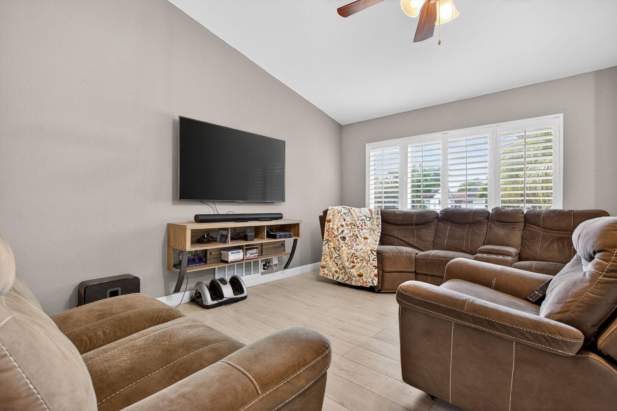 LAUDERDALE NORTH PARK SECTION 6 - Residential