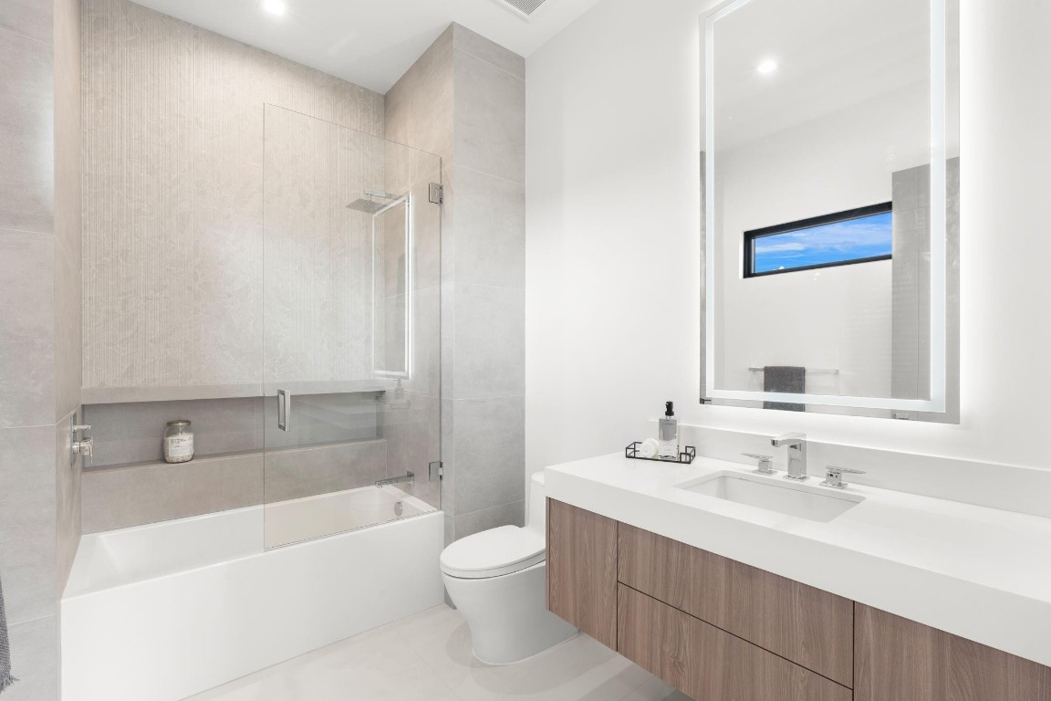 Coral Ridge - Residential