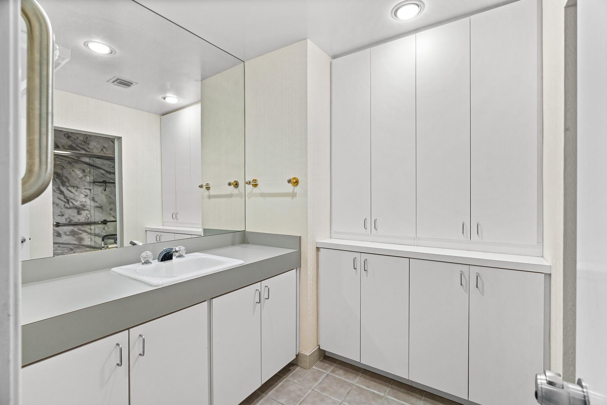 The Landings First Sec 56 - Residential