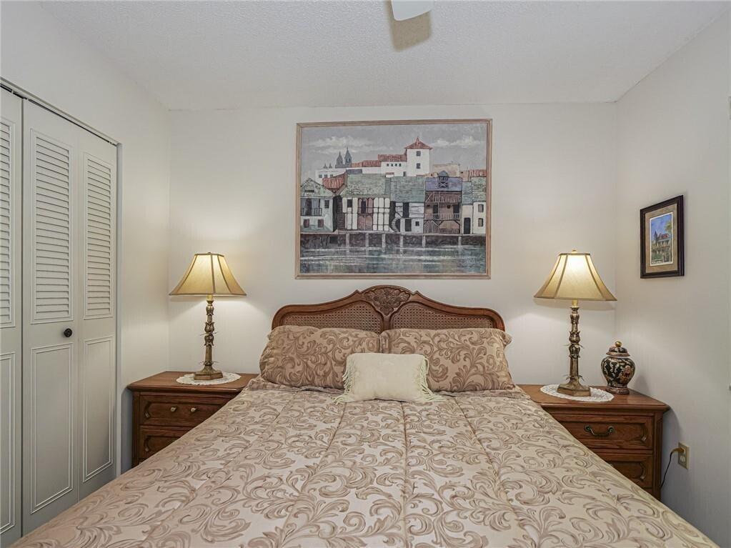 VISTA ROYALE PHASE IV BLDGS 83-111 - Residential