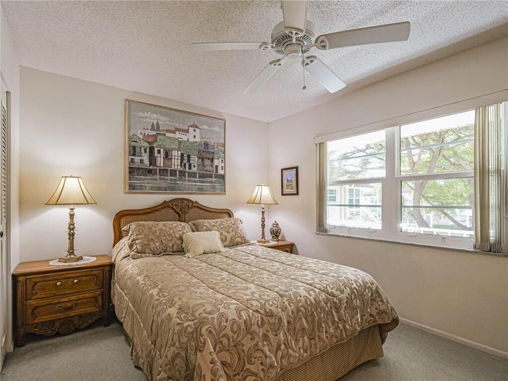 VISTA ROYALE PHASE IV BLDGS 83-111 - Residential