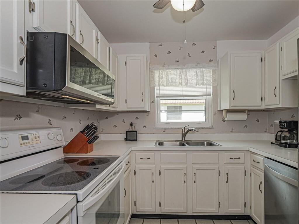 VISTA ROYALE PHASE IV BLDGS 83-111 - Residential