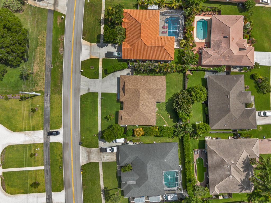Photo of 14814 Paddock Drive, Wellington, FL 33414 (MLS # B26049748)