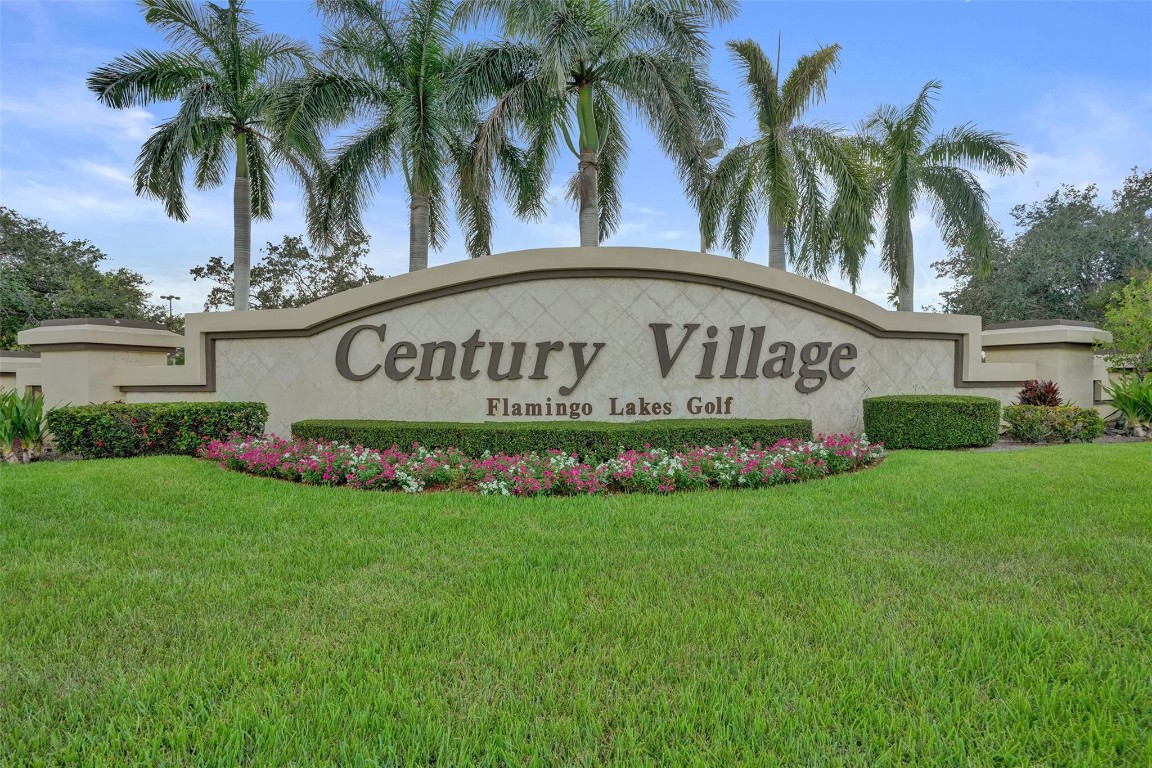 CENTURY VILLAGE-BUCKINGHM - Residential