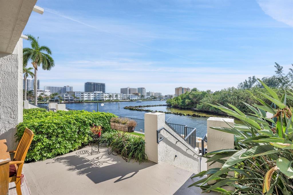 POINTE @ POMPANO BEACH CONDO - Residential