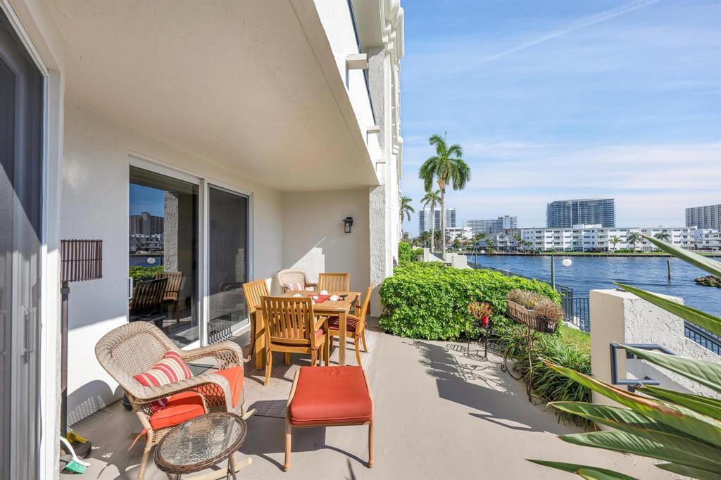 POINTE @ POMPANO BEACH CONDO - Residential