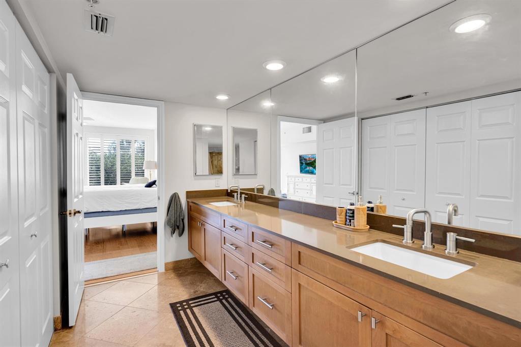 POINTE @ POMPANO BEACH CONDO - Residential