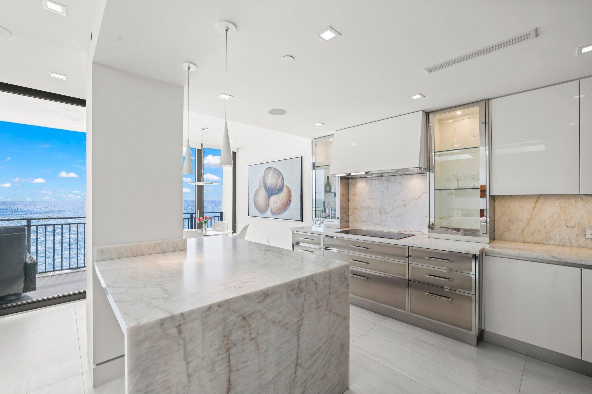 PLACIDE - Residential